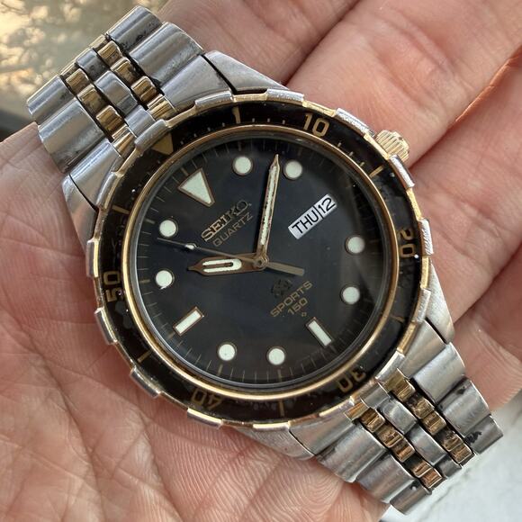 Seiko SQ Sports 150 Diver Watch Men 38mm Black Dial Two Tone Daydate New Battery
